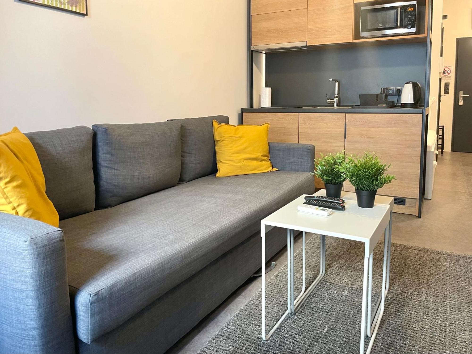 בודפשט Studio Apartment By Hi5- Rottenbiller Apartment מראה חיצוני תמונה